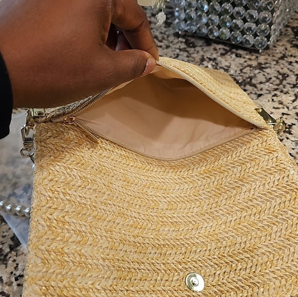 New Christian Dior Beauty Trousse Pouch clutch with box & strap. - Picture 10 of 13